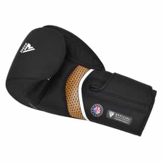 боксови ръкавици rdx aura t17 gold 2