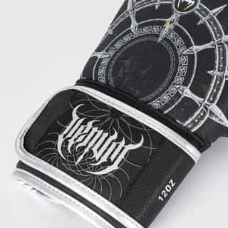 boksovi rykavici venum gladiator 5.0 boxing gloves – black silver 3 боксови ръкавици venum gladiator 5.0 boxing gloves - black/silver 3