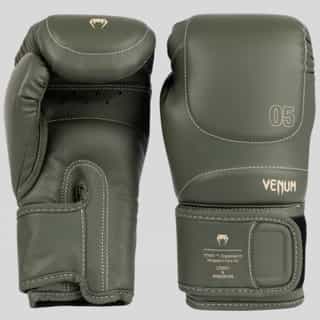 boksovi rykavici venum impact evo boxing gloves – earth kaki боксови ръкавици venum impact military green