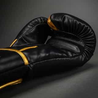 Боксови Ръкавици Venum Challenger 2.5 Boxing Gloves – Black Gold 2 Боксови Ръкавици Venum Challenger 2.5 Boxing Gloves – Black Gold 2