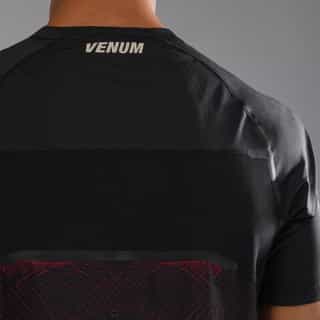 teniska venum g-fit air dry-tech deep black fire red 2 тениска venum g-fit air dry-tech deep black / fire red 2