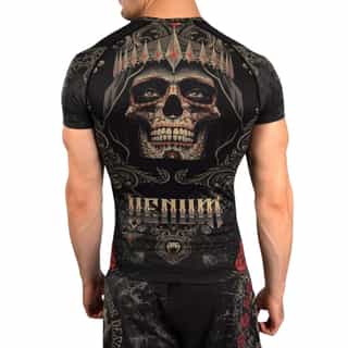 rashguard venum santa muerte 5.0 short sleeve deep black gold 2 рашгард venum santa muerte 5.0 short sleeve deep black/gold 2