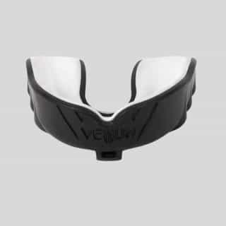 protektor za zybi venum challenger mouthguard strapstraples – black white 1 протектор за зъби venum challenger mouthguard strap/straples - black/white 1