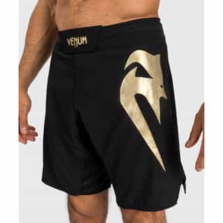 shorti venum light 5.0 black gold 1 шорти venum light 5.0 black/gold 1