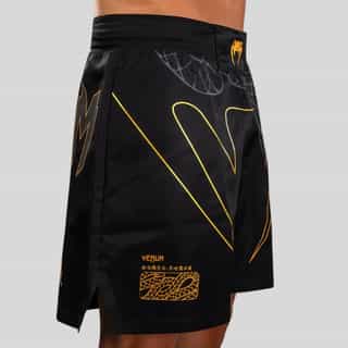 shorti venum serpenti fight shorts – black silver gold 3 шорти venum serpenti fight shorts - black silver gold 3