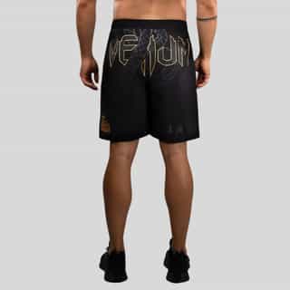 shorti venum serpenti training shorts – black silver gold 1 shorti venum serpenti training shorts - black/silver/gold 1