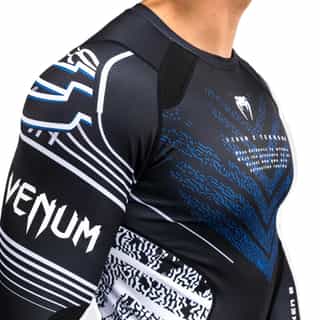 rashgard venum x tekken 8 – jin kazama rashguard – blue black white 3 рашгард venum x tekken 8 - jin kazama rashguard - blue/black/white 3