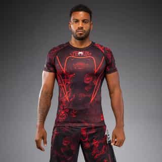 Рашгард Venum 20th Anniversary Short Sleeve Rashguard – Black Red Рашгард Venum 20th Anniversary Short Sleeve Rashguard - Black/Red