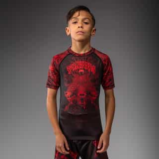 детски рашгард venum wolf atak kids short sleeve rashguard – black red детски рашгард venum wolf atak kids short sleeve rashguard - black red