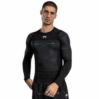 rashgard venum g-fit air men’s long sleeve rashguard – deep black desert sand рашгард venum g-fit air men's long sleeve rashguard - deep black/desert sand