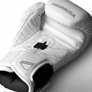 boksovi rykavici hayabusa t3 kanpeki white 2 боксови ръкавици hayabusa t3 kanpeki white 2