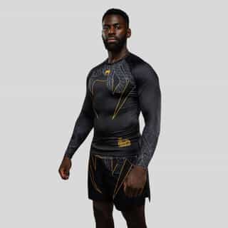 rashgard venum serpenti long sleeve rashguard – black silver gold 2 рашгард venum serpenti long sleeve rashguard - black/silver/gold 2