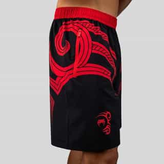 shorti venum x mike tyson tiger training shorts – deep black intense red 2 шорти venum x mike tyson tiger training shorts - deep black/intense red 2