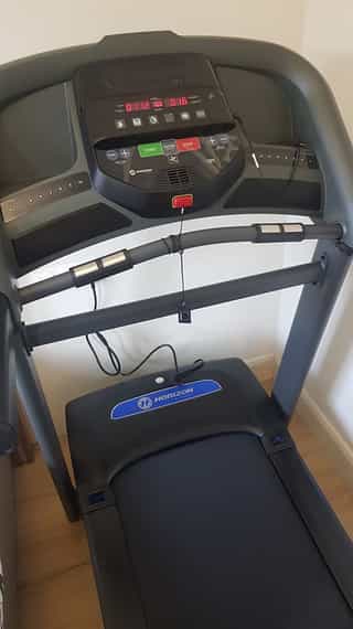 -Horizon-Treadmill-T101-2.jpg ПЪТЕКА Horizon Treadmill T101 2