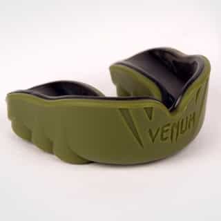 -Уста-VENUM-CHALLENGER-MOUTHGUARD-KHAKI-BLACK.jpg за Уста VENUM PREDATOR MOUTHGUARD KHAKI BLACK