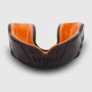 -уста-VENUM-Challenger-Mouthguard-Black-Orange-1.jpg за уста VENUM Challenger Mouthguard Black Orange 1