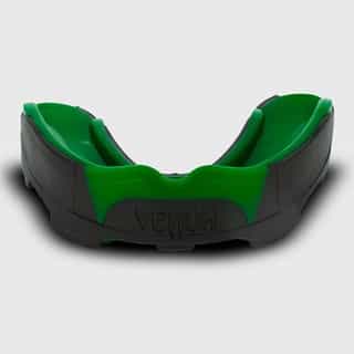 -уста-VENUM-PREDATOR-MOUTHGUARD-BLACK-GREEN-2.jpg ЗА УСТА VENUM PREDATOR MOUTHGUARD GREEN 2