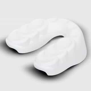 protektor-za-usta-VENUM-Challenger-Mouthguard-White-Black-1.jpg protektor za usta VENUM Challenger Mouthguard White Black 1