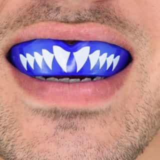 protektor za zybi safejawz extro shark 2 протектор за зъби safejawz extro shark 2