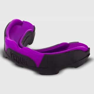 protektor za usta venum predator black purple протектор за уста venum predator black/purple