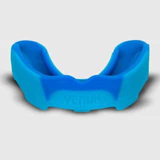 protektor za usta venum predator cyan blue протектор за уста venum predator cyan/blue