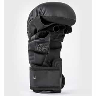 mma rykavici venum impact evo sparring black 1 мма ръкавици venum impact evo sparring black 1