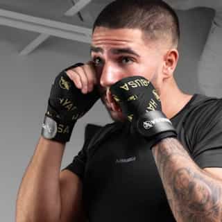 bintove za boks hayabusa deluxe black gold 1 бинтове за бокс hayabusa deluxe black/gold 1