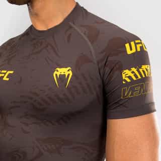 rashgard ufc fusion by venum fight week men’s performance short sleeve rashguard – earthen brown 2 рашгард ufc fusion by venum fight week men’s performance short sleeve rashguard - earthen brown 2