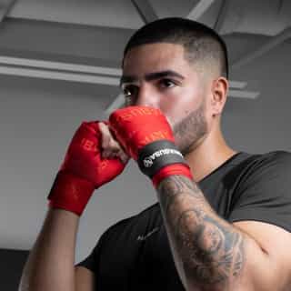 bintove za boks hayabusa deluxe red 2 бинтове за бокс hayabusa deluxe red 2