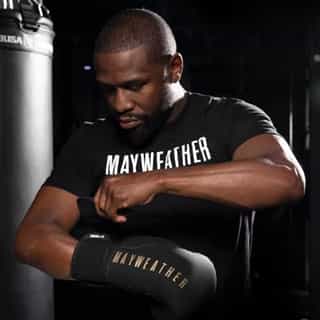 boksovi rykavici hayabusa mayweather champ black gold 3 боксови ръкавици hayabusa mayweather champ black/gold 3