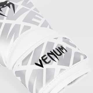 detski boksovi rykavici venum contender 1.5 white silver 2 детски боксови ръкавици venum contender 1.5xt white/silver 2