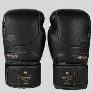 boksovi rykavici venum impact evo scales black 3 боксови ръкавици venum impact evo scales black 3