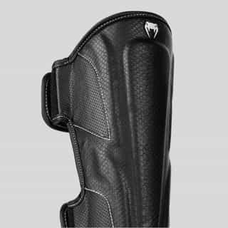 protektori za kraka venum impact evo scales black 1 протектори за крака venum impact evo scales black 1