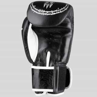 boksovi rykavici 8 weapons sak yant big tiger black black 2 боксови ръкавици 8 weapons sak yant big tiger black/black 2