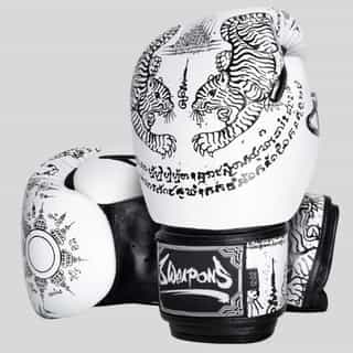 boksovi rykavici 8 weapons sak yant tigers white black 4 боксови ръкавици 8 weapons sak yant tigers white/black 4