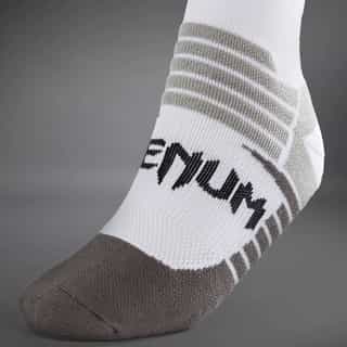 chorapi venum elite performance crew socks – white black 3 чорапи venum elite performance crew socks - white/black 2