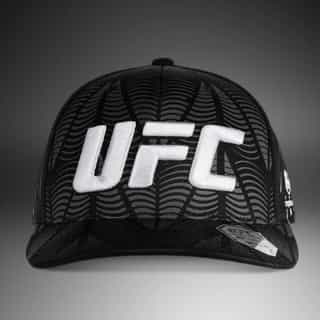 shapka ufc zenith by venum authentic fight night cap – black white orange шапка ufc zenith by venum authentic fight night cap - black/white/orange