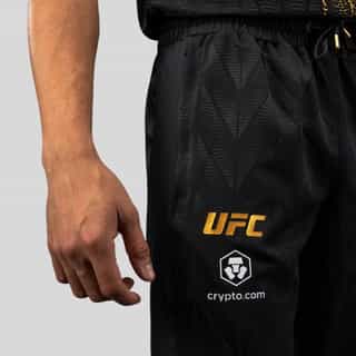 sportno dolnishte ufc zenith by venum authentic fight night men’s champion walkout pant 3 спортно долнище ufc zenith by venum authentic fight night men's champion walkout pant 3