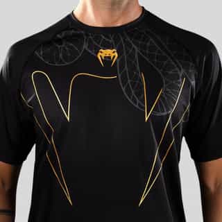 teniska venum serpenti dry tech black silver gold 4 тениска venum serpenti dry tech blacksilvergold 3