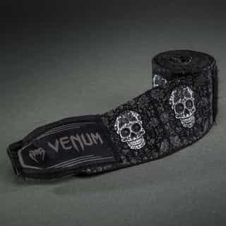 Бинтове за Бокс Venum Santa Muerte Handwraps – Black White 4.5m 2 Бинтове за Бокс Venum Santa Muerte Handwraps - Black/White 4.5m 1