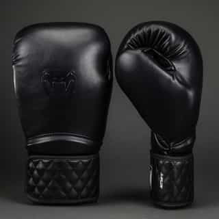 Боксови Ръкавици Venum Impact Classic Boxing Gloves – Black 3 Боксови Ръкавици Venum Impact Classic Boxing Gloves - Black