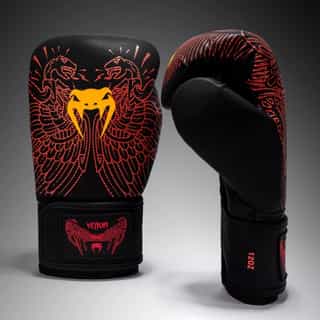 Боксови Ръкавици Venum Quetzal Fury Boxing Gloves – Black Fury Red Tangerine 1 Боксови Ръкавици Venum Quetzal Fury Boxing Gloves - Black Fury Red Tangerine 2