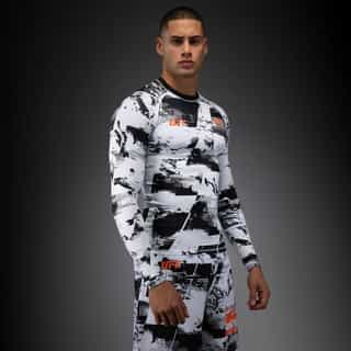 Рашгард UFC Zenith by Venum Authentic Fight Week Men’s White Performance Long Sleeve Rashguard 2 Рашгард UFC Zenith by Venum Authentic Fight Week Men's White Performance Long Sleeve Rashguard 2