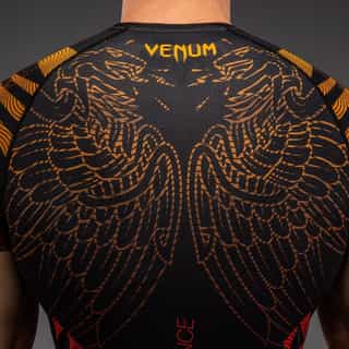 Рашгард Venum Quetzal Fury Short Sleeve Rashguard – Black Fury Red Tangerine 3 Рашгард Venum Quetzal Fury Short Sleeve Rashguard - Black Fury Red Tangerine 3