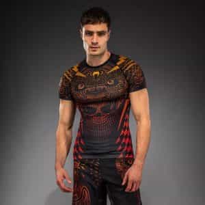 Рашгард Venum Quetzal Fury Short Sleeve Rashguard – Black Fury Red Tangerine Рашгард Venum Quetzal Fury Short Sleeve Rashguard - Black Fury Red Tangerine