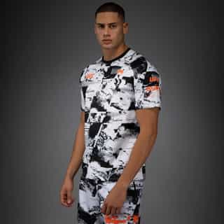 Тениска UFC Zenith by Venum Authentic Fight Week Men’s White Performance Short Sleeve T-Shirt 2 Тениска UFC Zenith by Venum Authentic Fight Week Men's White Performance Short Sleeve T-Shirt 3