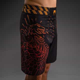 Шорти Venum Quetzal Fury Fightshorts – Black Fury Red Tangerine 4 Шорти Venum Quetzal Fury Fightshorts - Black Fury Red Tangerine 3