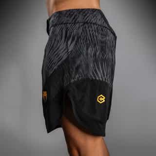 Шорти Venum x Chimaev Wild Borz Fightshorts – Black Grey 3 Шорти Venum x Chimaev Wild Borz Fightshorts - Black Grey 3