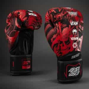Боксови Ръкавици Venum 20th Anniversary Boxing Gloves – Black Red Боксови Ръкавици Venum 20th Anniversary Boxing Gloves - Black Red
