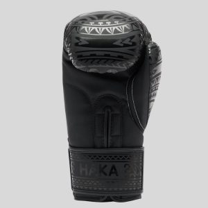 боксови ръкавици leone haka black 1